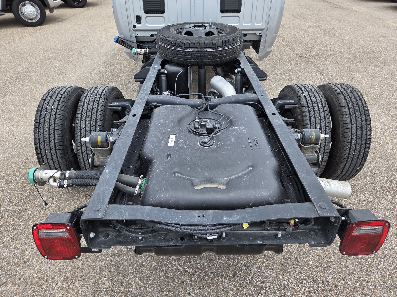 New 2026 RAM 3500 Tradesman AWD/4WD image 28