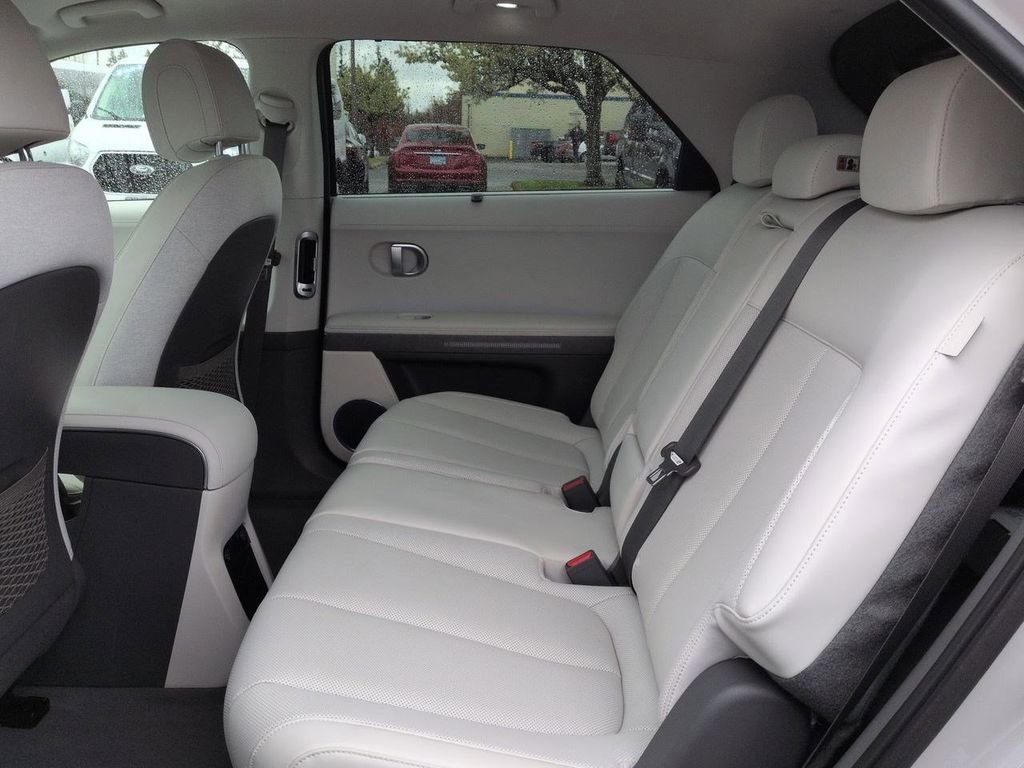 Used 2024 Hyundai Ioniq 5 Limited image 25