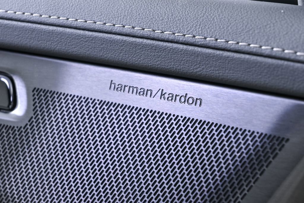 New 2026 Volvo XC90 B5 Ultra w/ Protection Package image 7