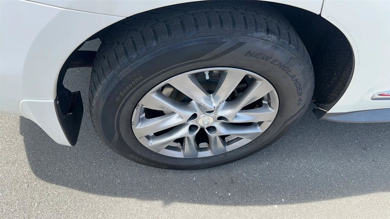 Used 2013 INFINITI JX35 AWD w/ Premium Pkg image 18