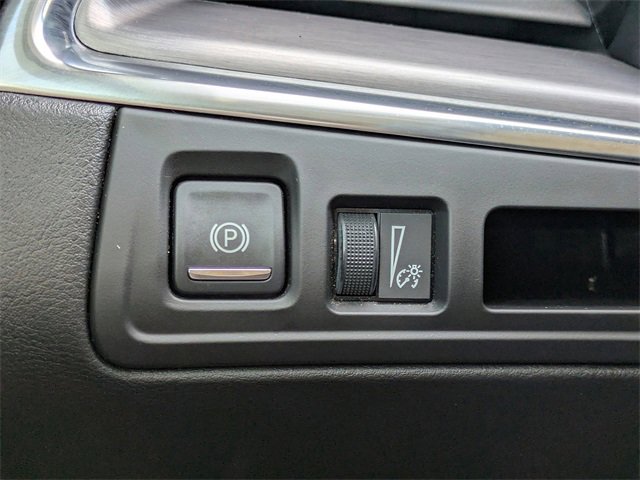 Used 2017 Cadillac XT5 Premium Luxury image 27