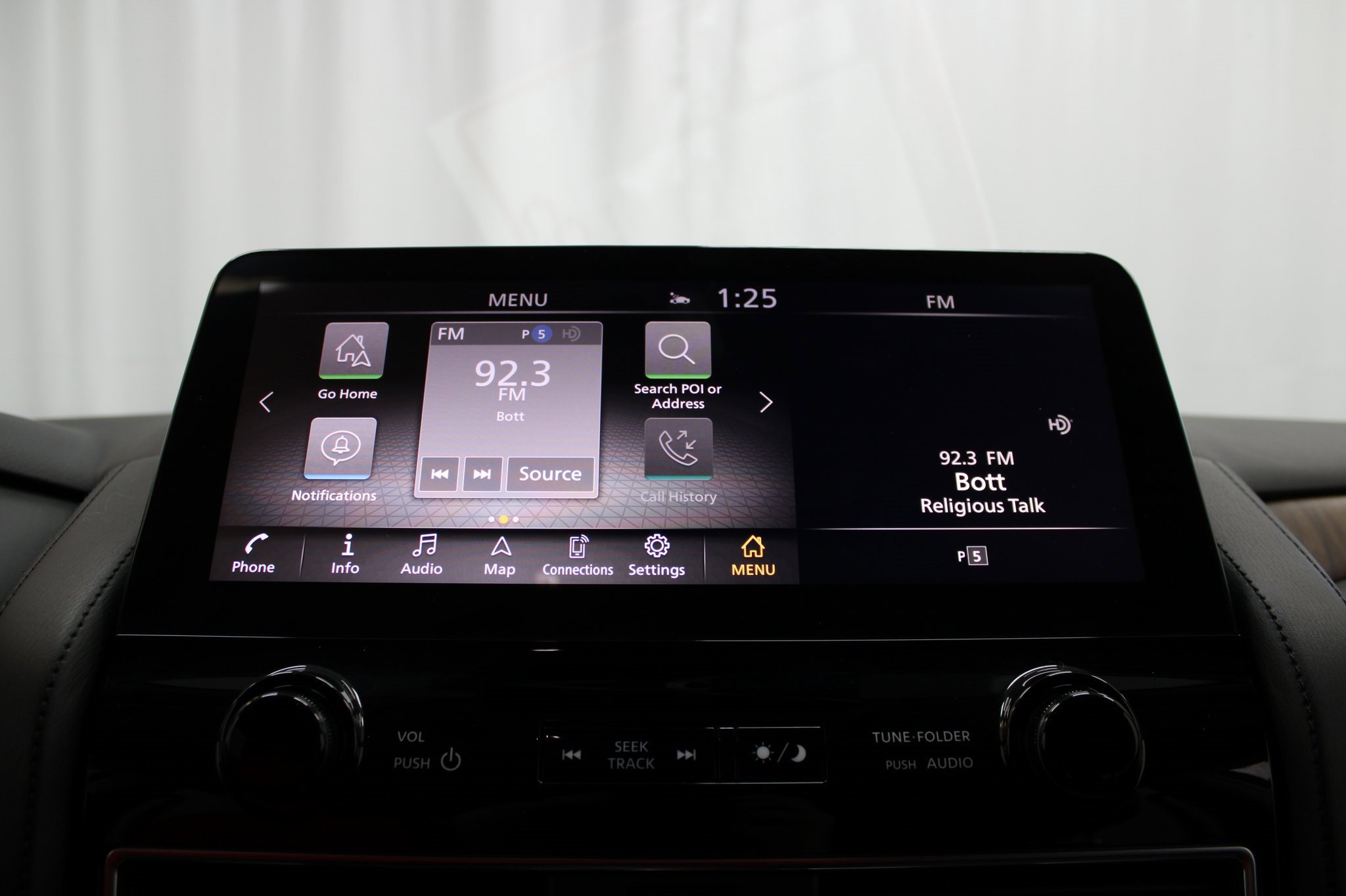 Used 2024 Nissan Armada SL image 73