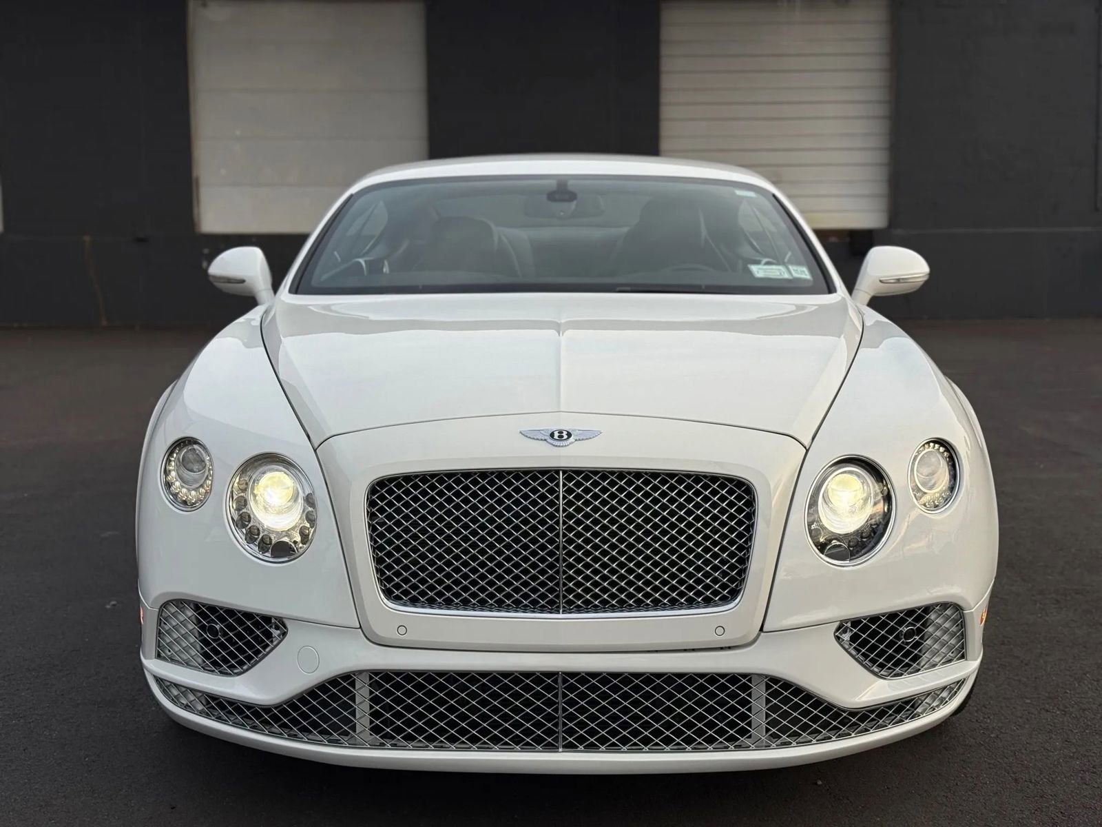 Used 2017 Bentley Continental GT image 2