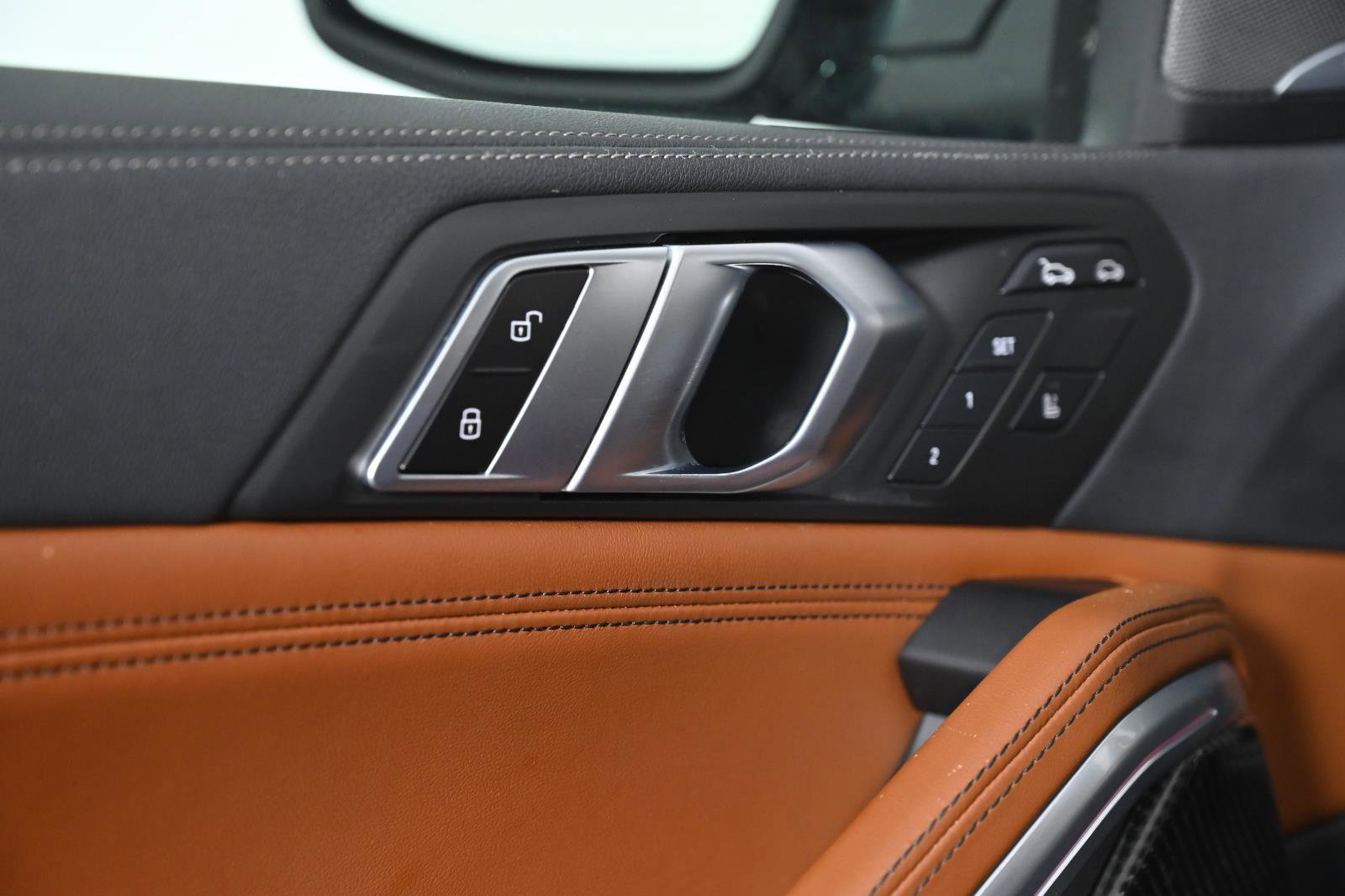 Used 2023 BMW X6 M50i w/ Executive Package image 26