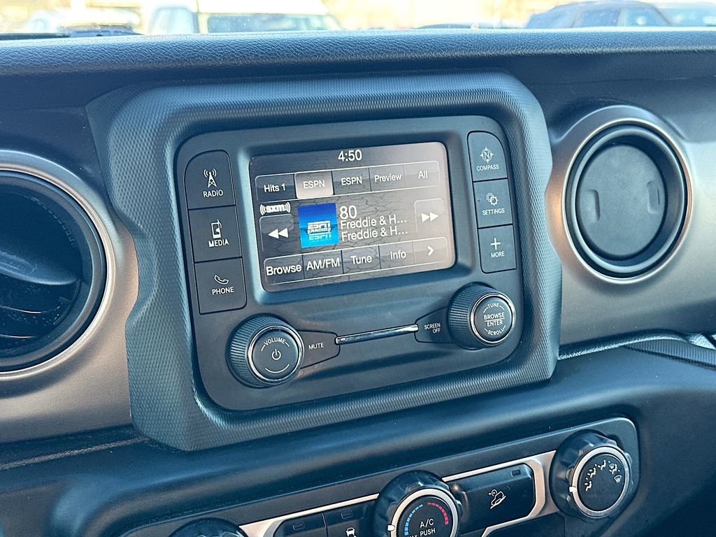 Used 2018 Jeep Wrangler Unlimited Sport image 13