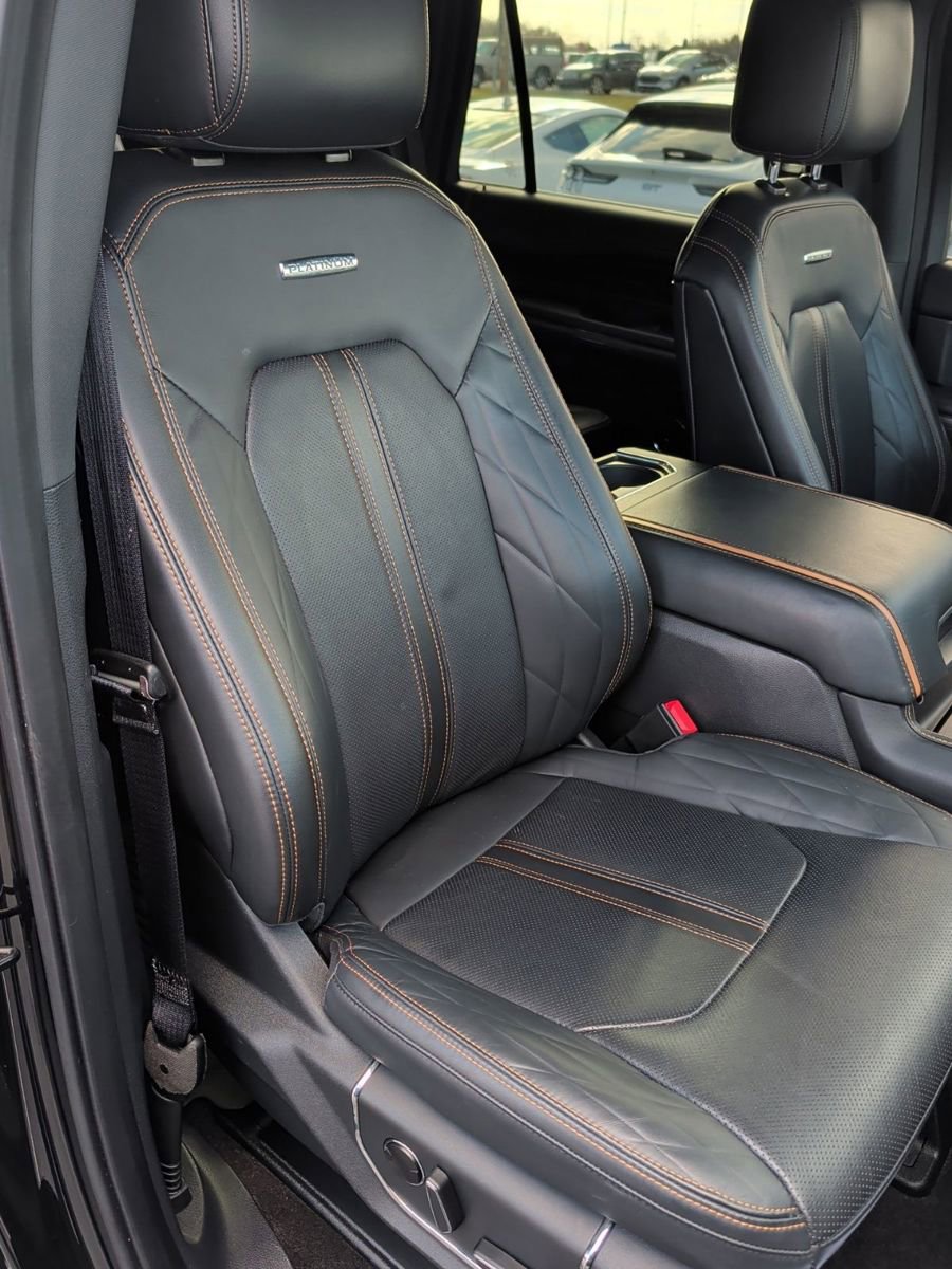 Used 2023 Ford Expedition Platinum image 35