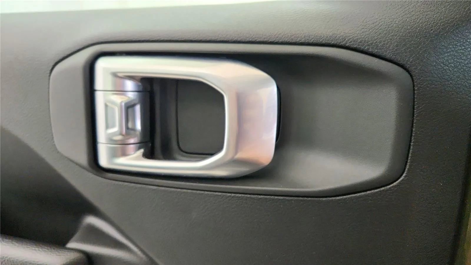 Used 2022 Jeep Gladiator Sport w/ Trailer Tow Package AWD/4WD image 30