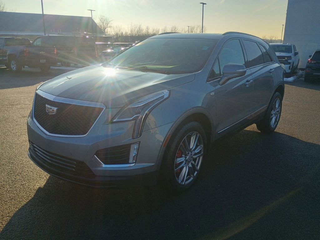 Used 2023 Cadillac XT5 Sportv w/ LPO, Floor Liner Package AWD/4WD image 4