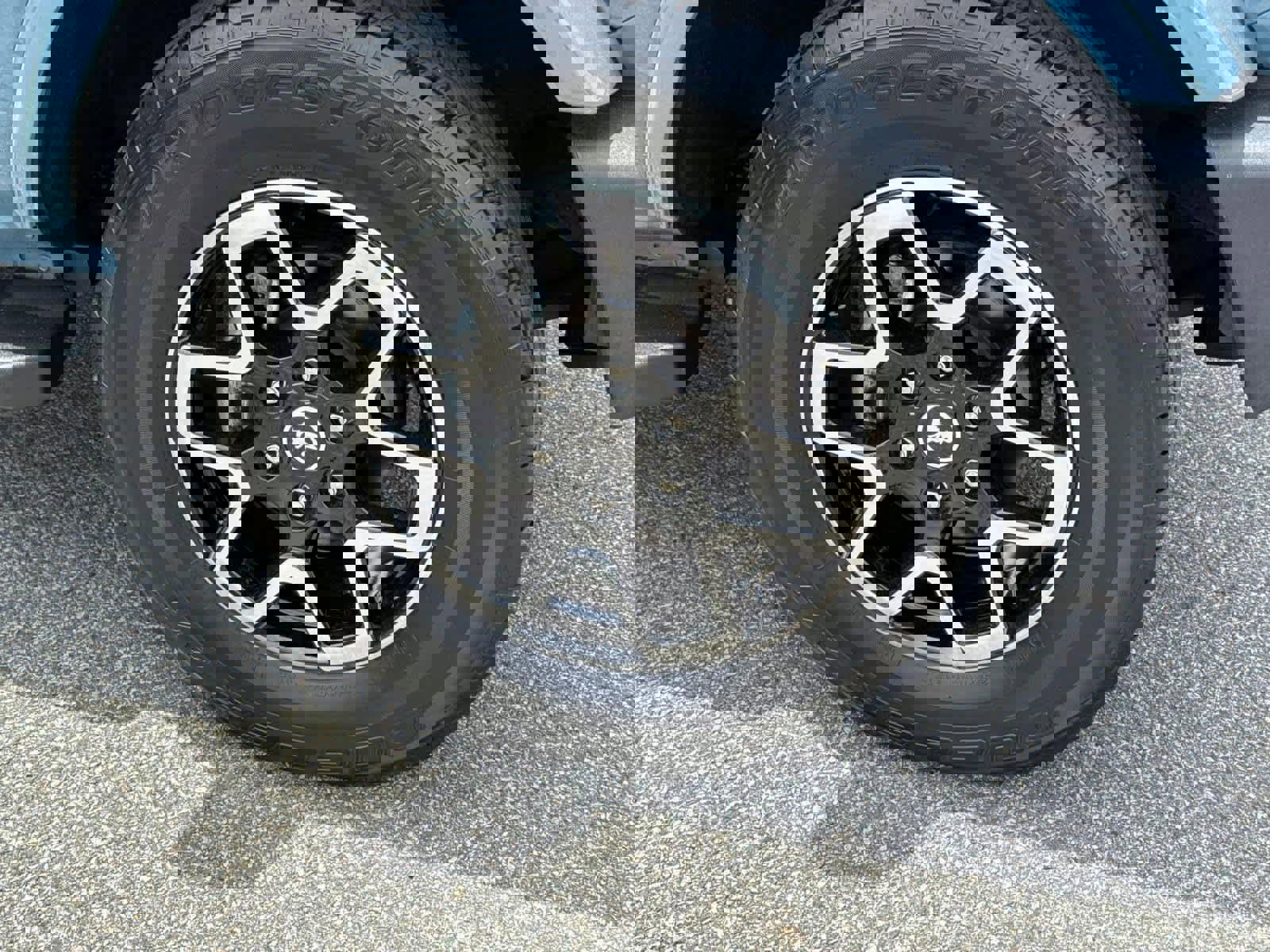 Used 2021 Ford Bronco Outer Banks image 7