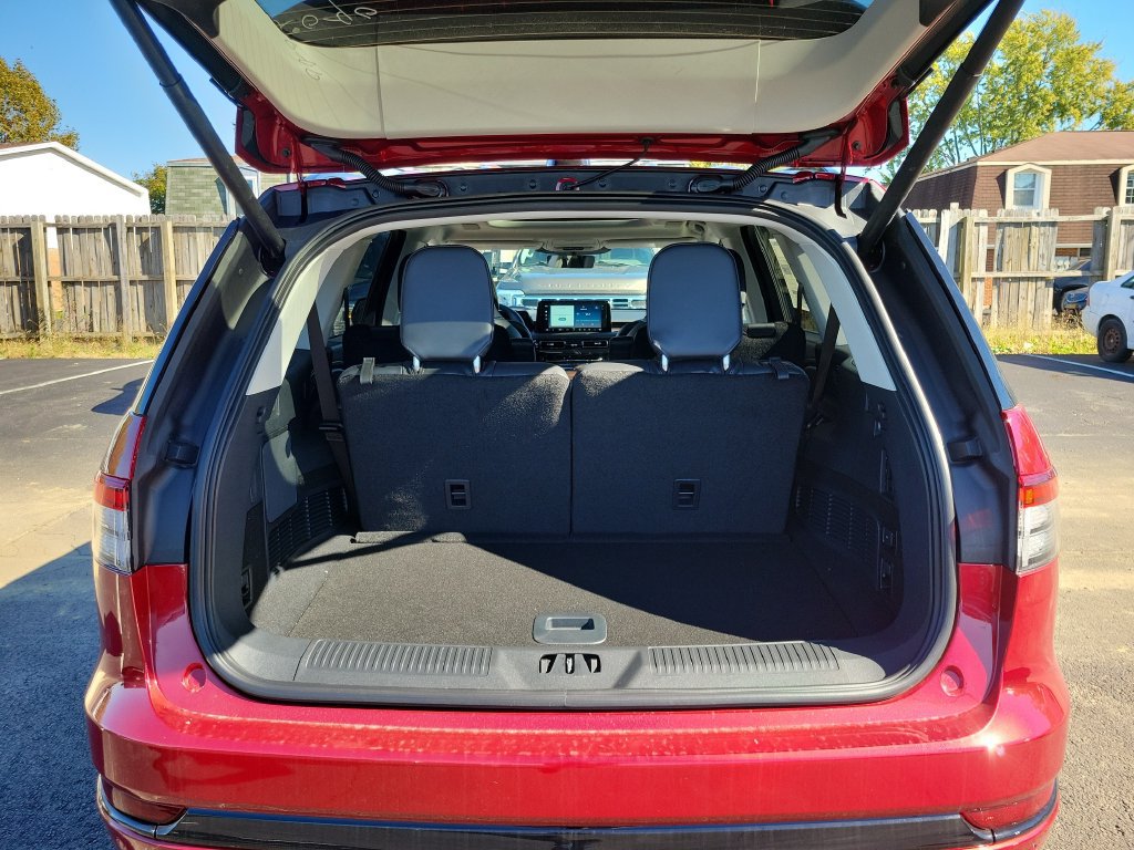 New 2027 Lincoln Aviator Reserve AWD/4WD image 10