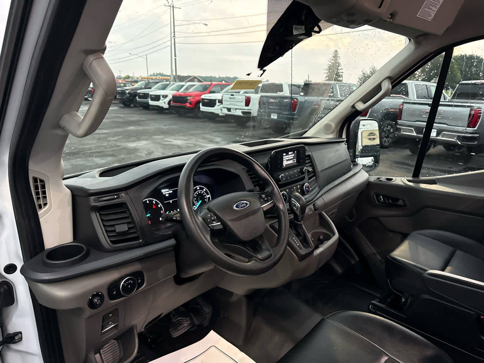 Used 2023 Ford Transit 250 Medium Roof w/ Load Area Protection Package RWD image 12