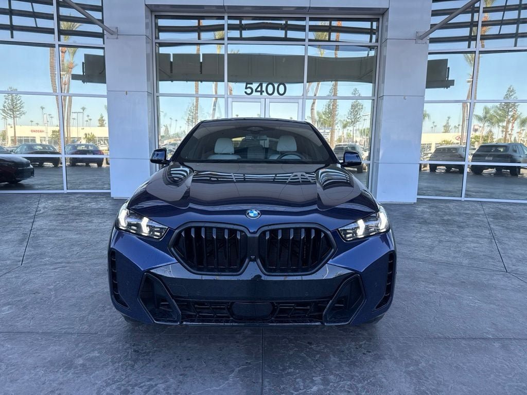 New 2026 BMW X6 xDrive40i w/ Climate Comfort Package AWD/4WD image 2