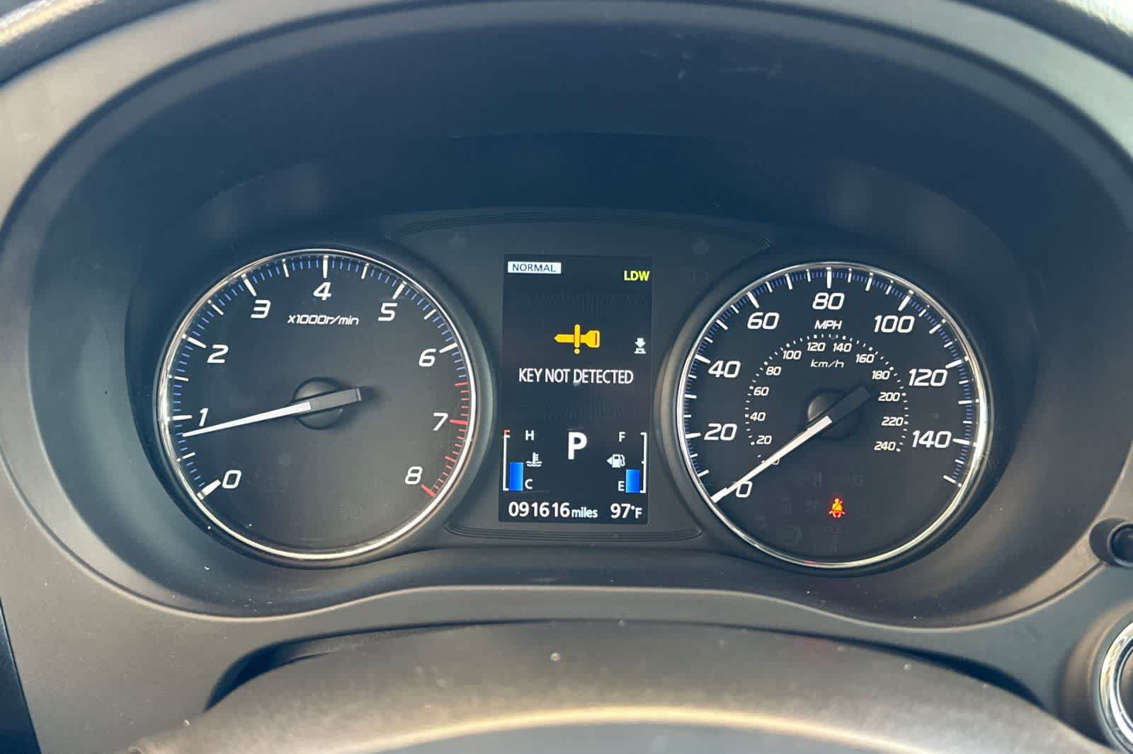Used 2020 Mitsubishi Outlander SE AWD/4WD image 31