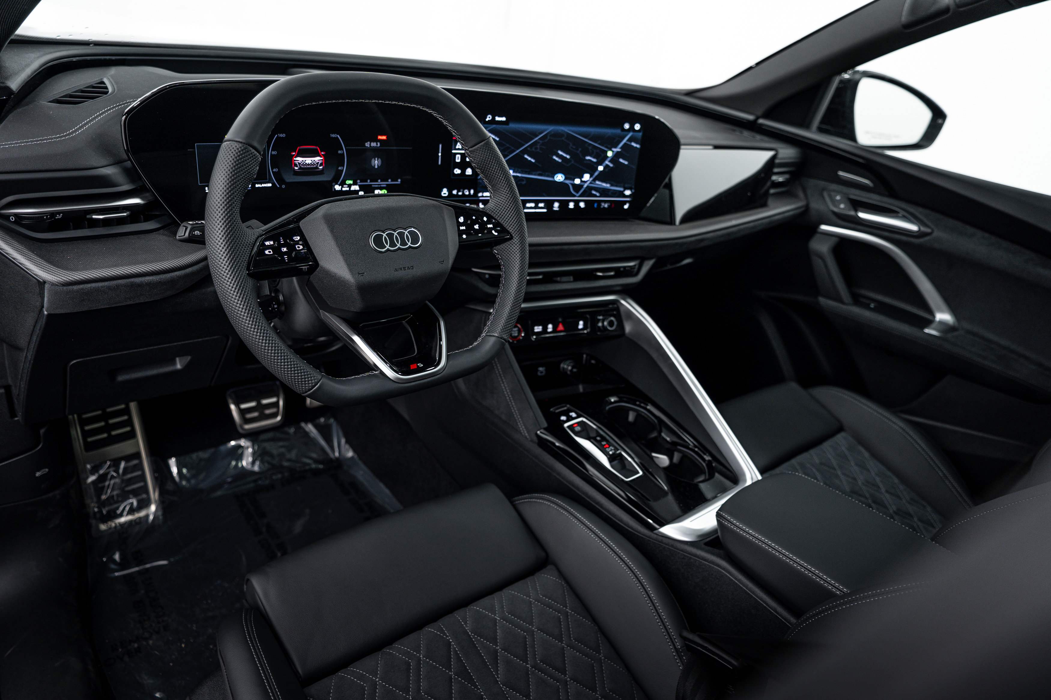 New 2025 Audi SQ5 Premium Plus image 8
