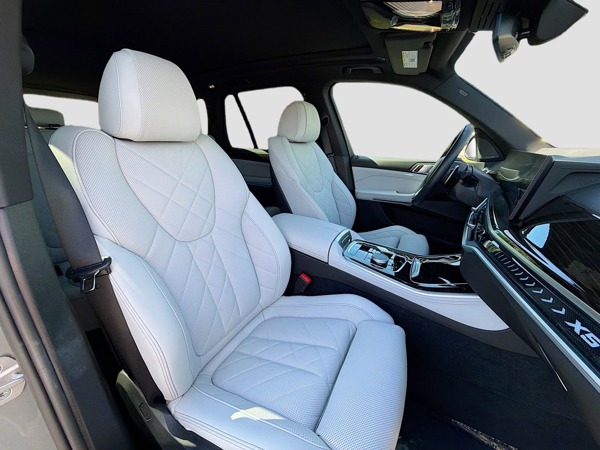 Certified 2024 BMW X5 sDrive40i w/ Premium Package image 16