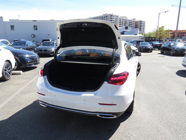 Used 2025 Mercedes-Benz C 300 4MATIC Sedan image 31