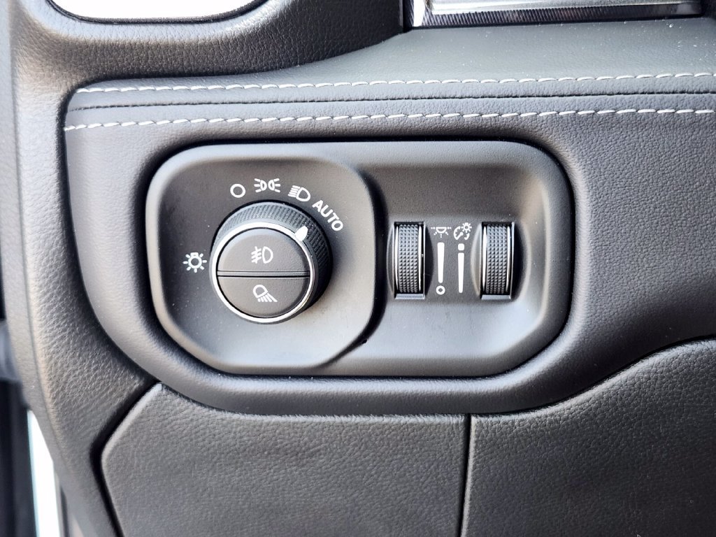 Used 2023 RAM 2500 Rebel w/ Level 2 Equipment Group AWD/4WD image 24
