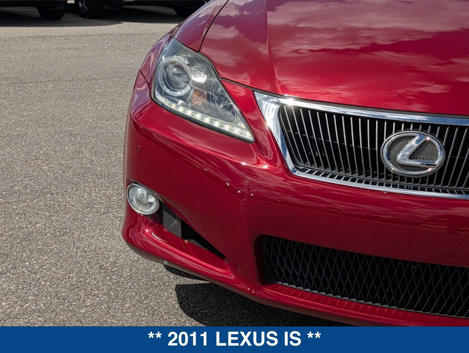Used 2011 Lexus IS 250C w/ Luxury Pkg image 9