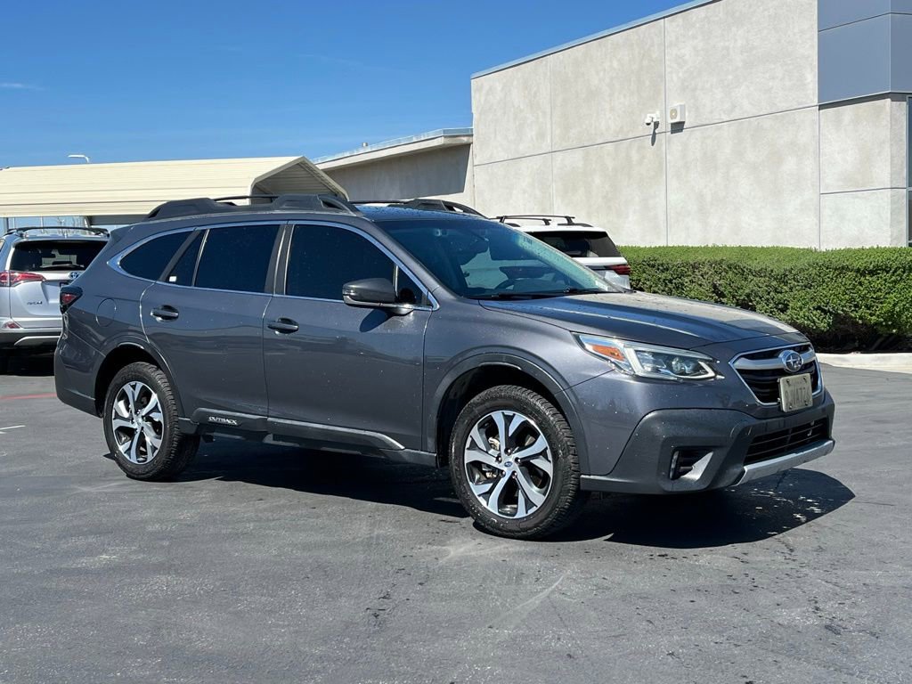 Used 2022 Subaru Outback Limited image 1