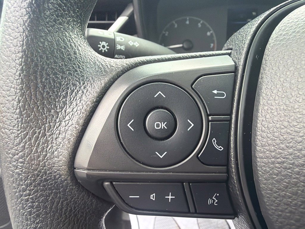 Used 2023 Toyota Corolla LE FWD image 27