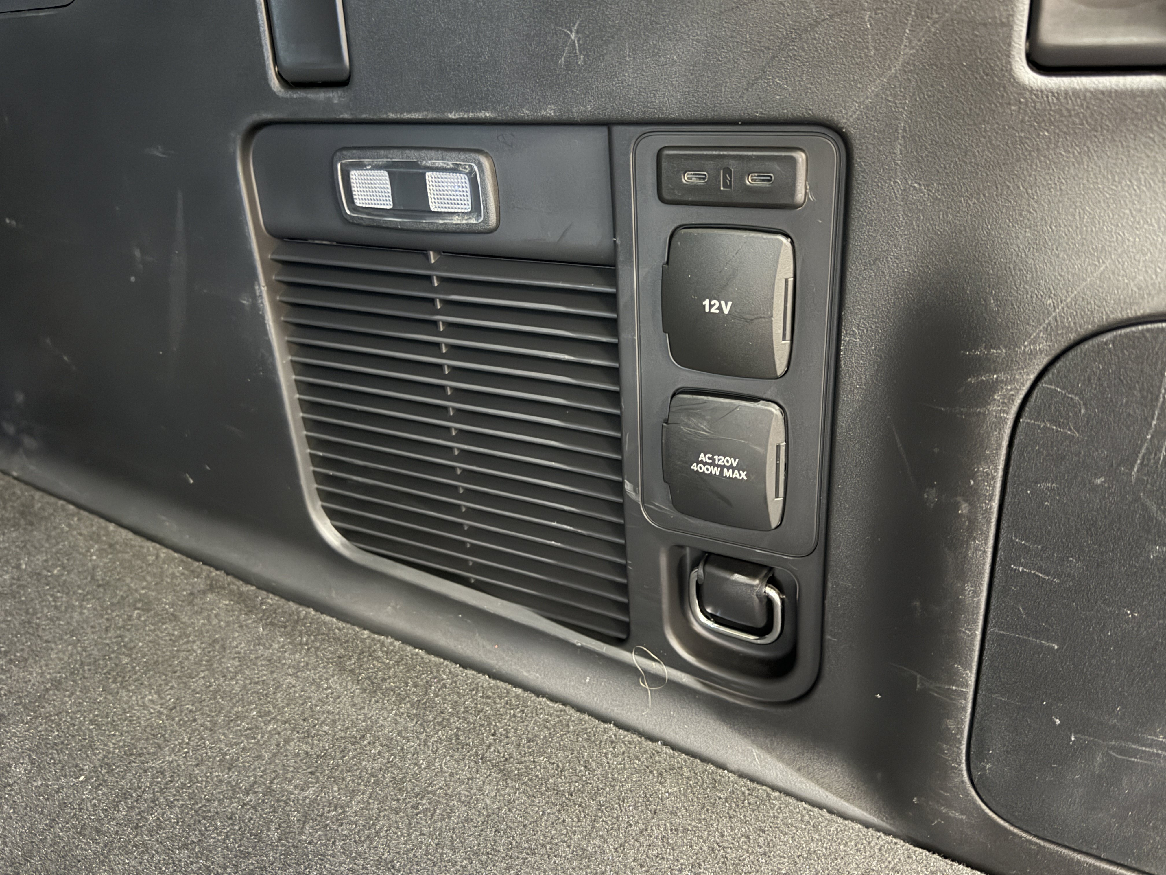 Used 2025 Lincoln Navigator L Reserve AWD/4WD image 30