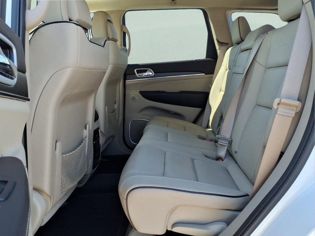 Used 2020 Jeep Grand Cherokee Summit w/ Platinum Series Group image 16