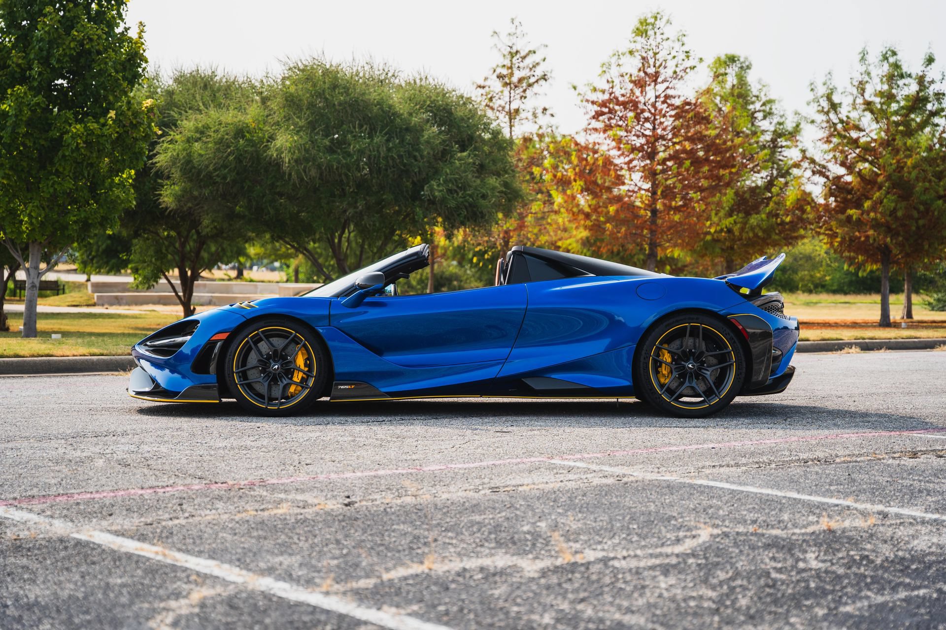 Used 2022 McLaren 765LT RWD image 30