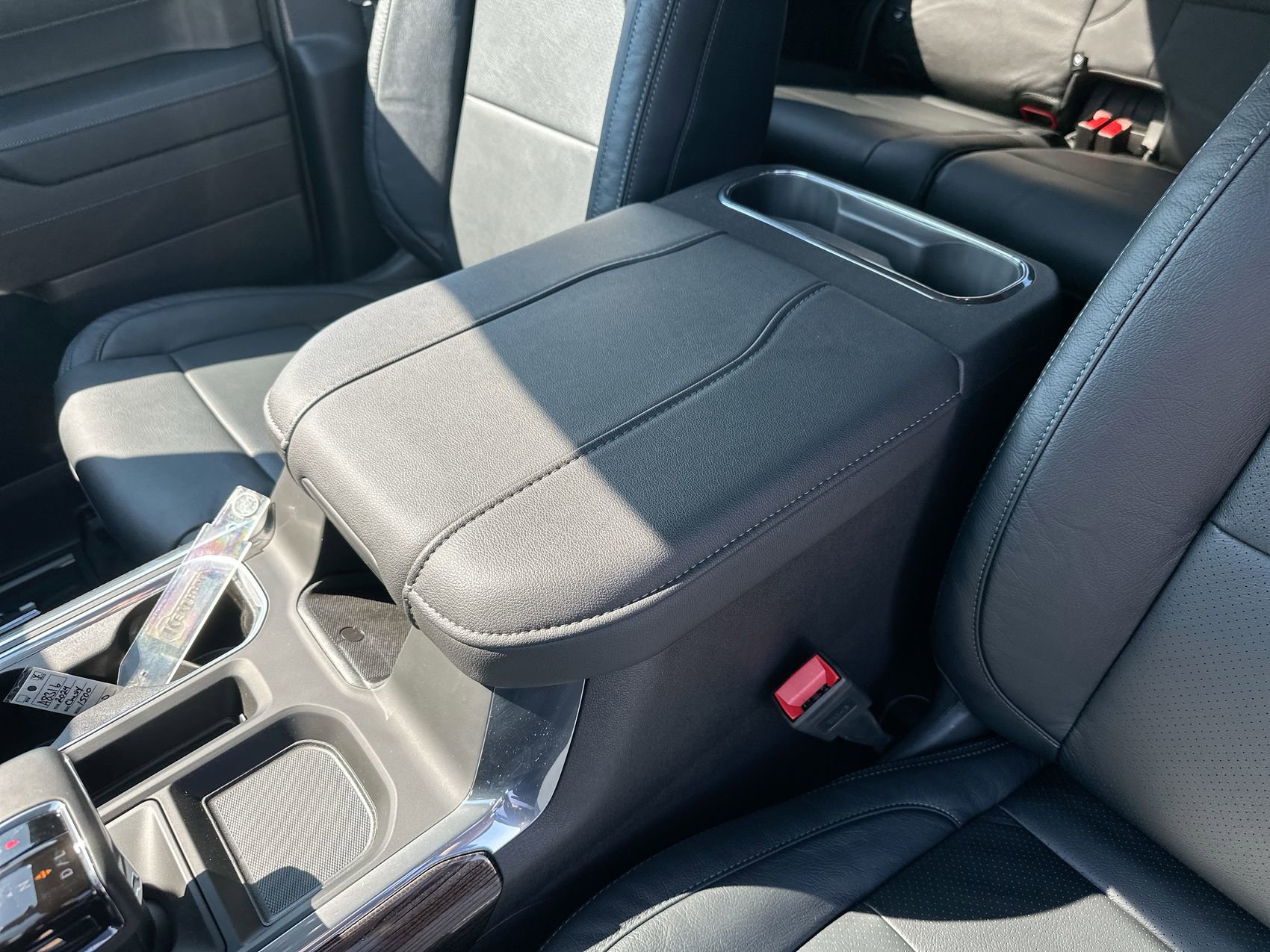 Used 2024 Chevrolet Silverado 1500 LT Trail Boss w/ LPO, Dark Essentials Package AWD/4WD image 20