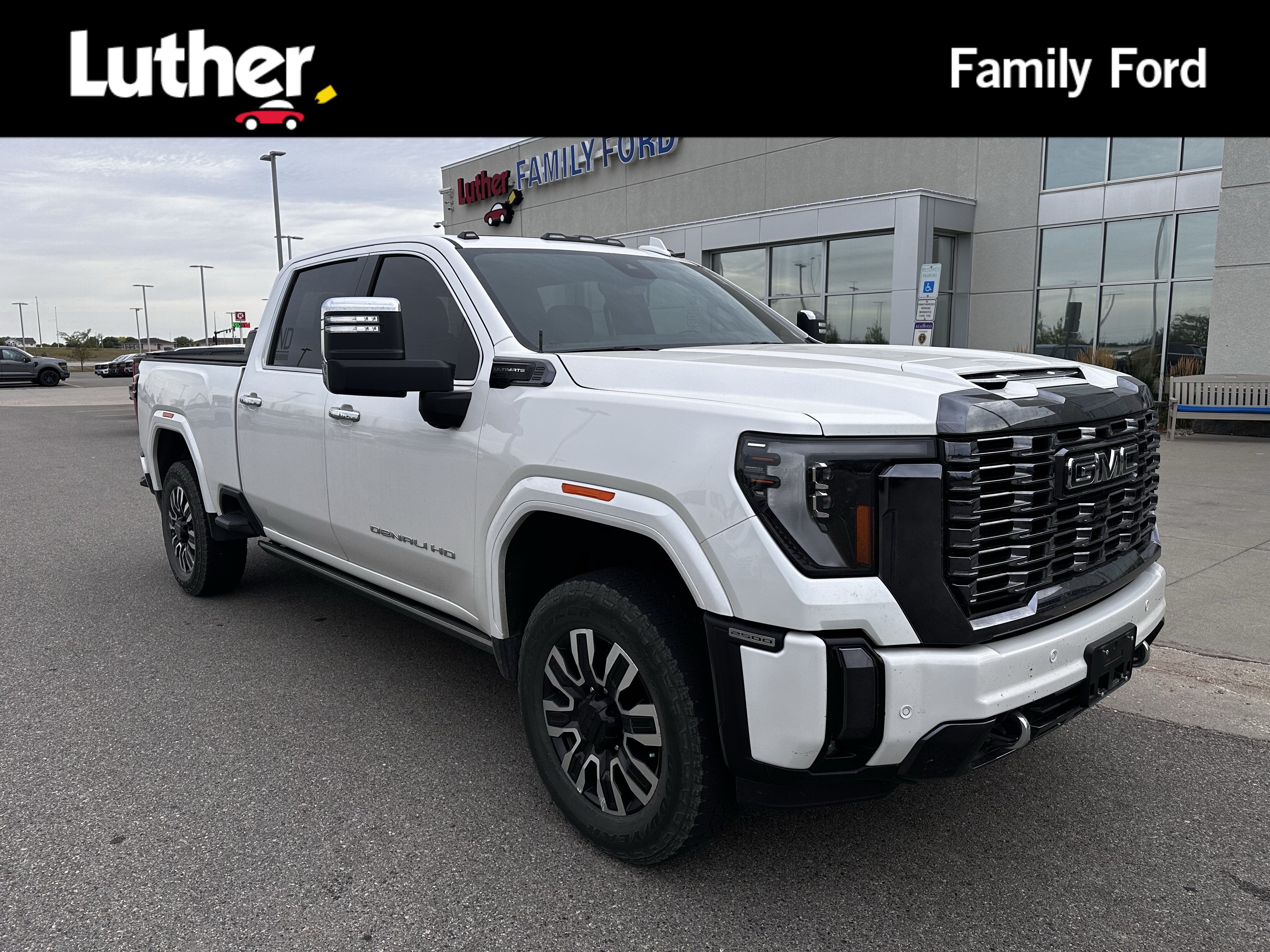Used 2024 GMC Sierra 2500 Denali Ultimate AWD/4WD video 1