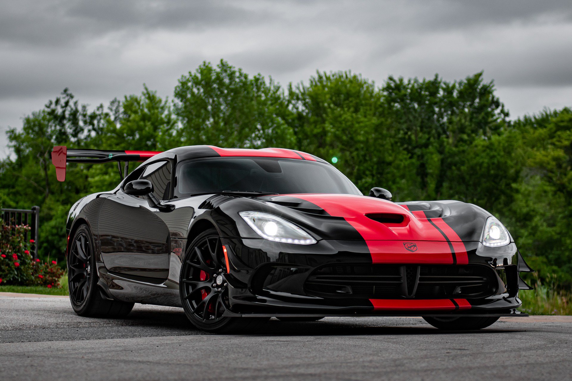 Used 2017 Dodge Viper GTC w/ ACR Package RWD image 3