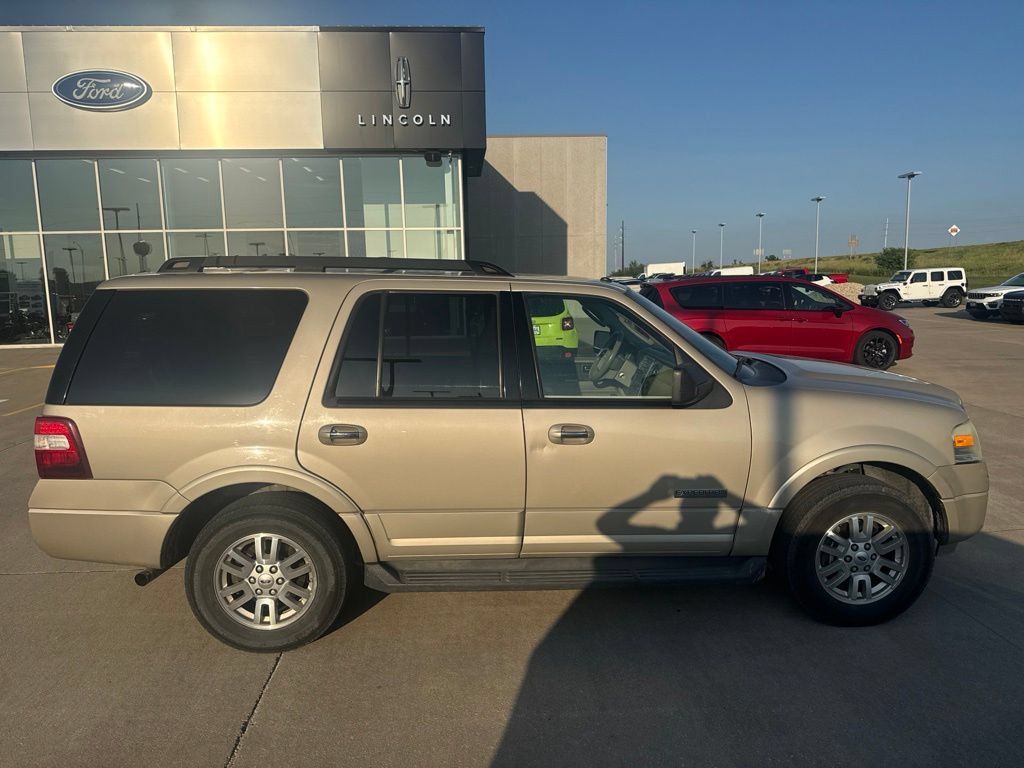 Used 2008 Ford Expedition XLT AWD/4WD image 4