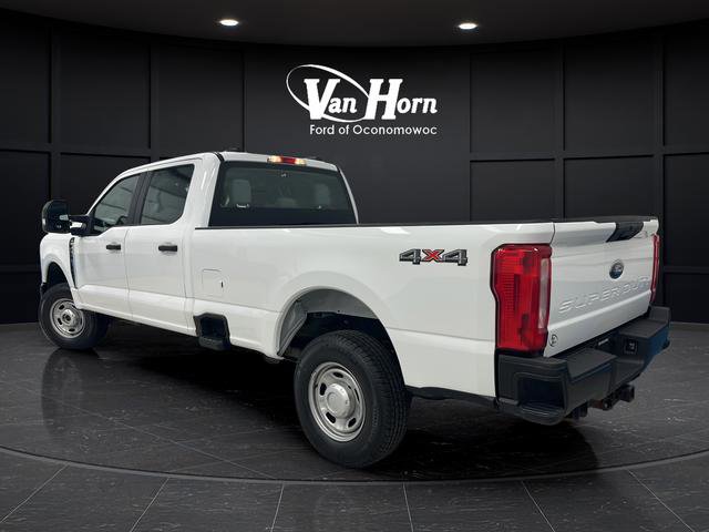 Used 2023 Ford F250 XL w/ Camper Package image 5