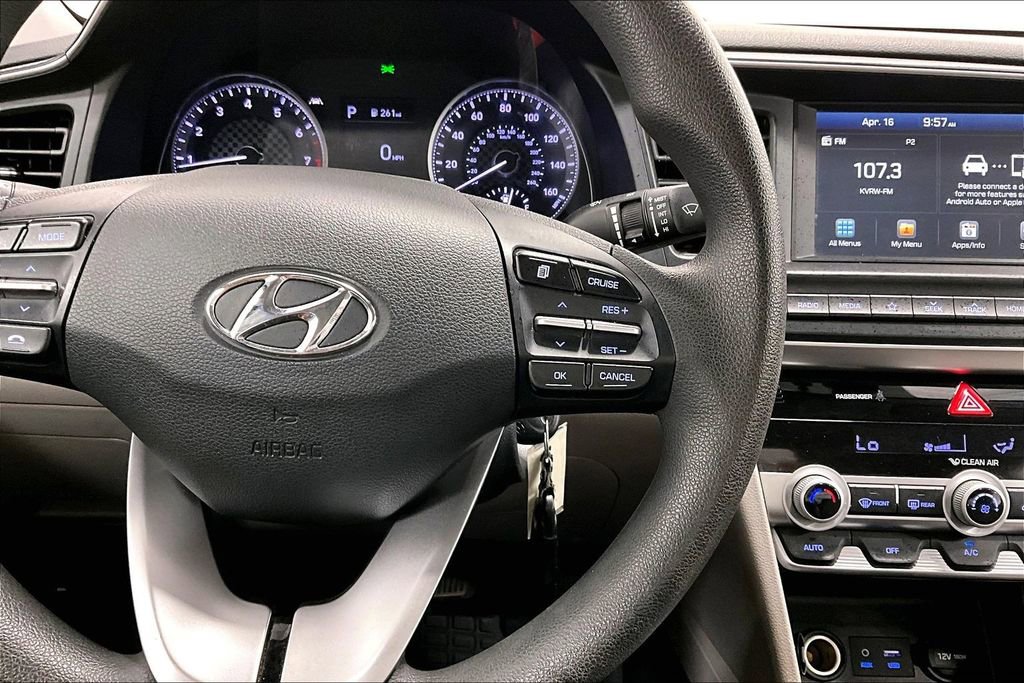 Used 2020 Hyundai Elantra SEL image 24