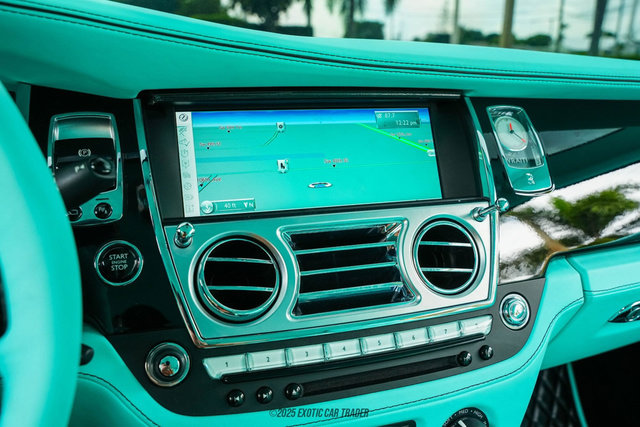 Used 2017 Rolls-Royce Wraith image 25