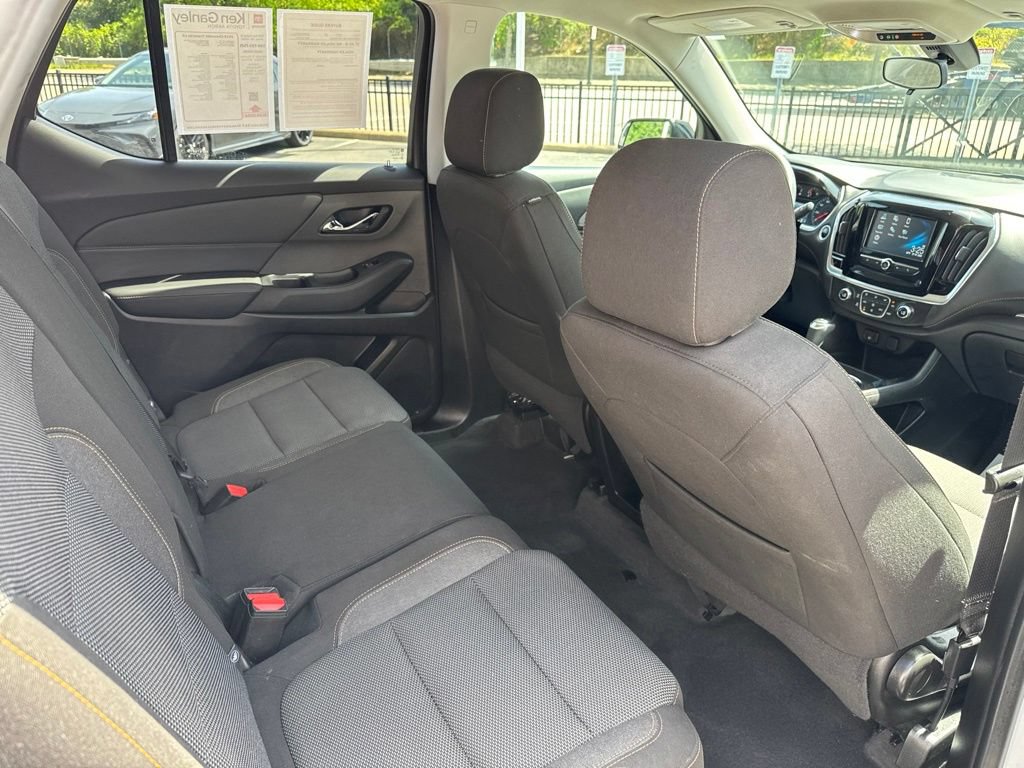 Used 2018 Chevrolet Traverse LS FWD image 30