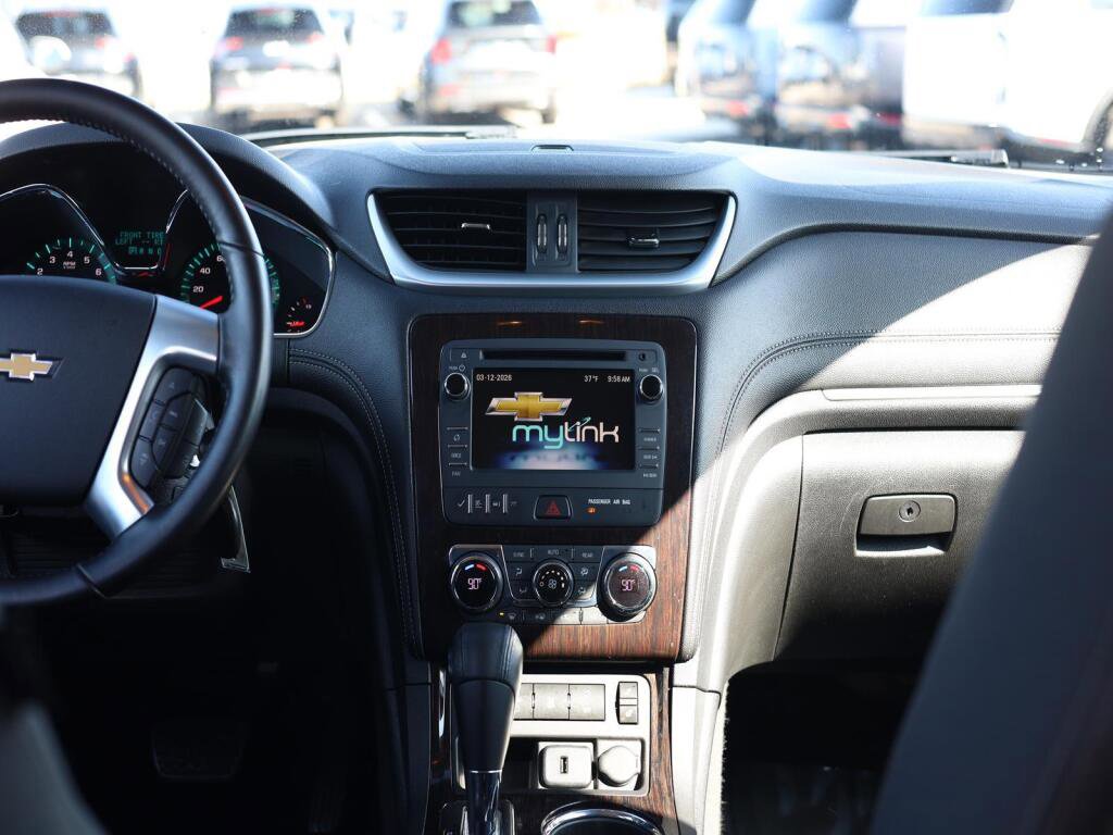 Used 2016 Chevrolet Traverse LT image 11