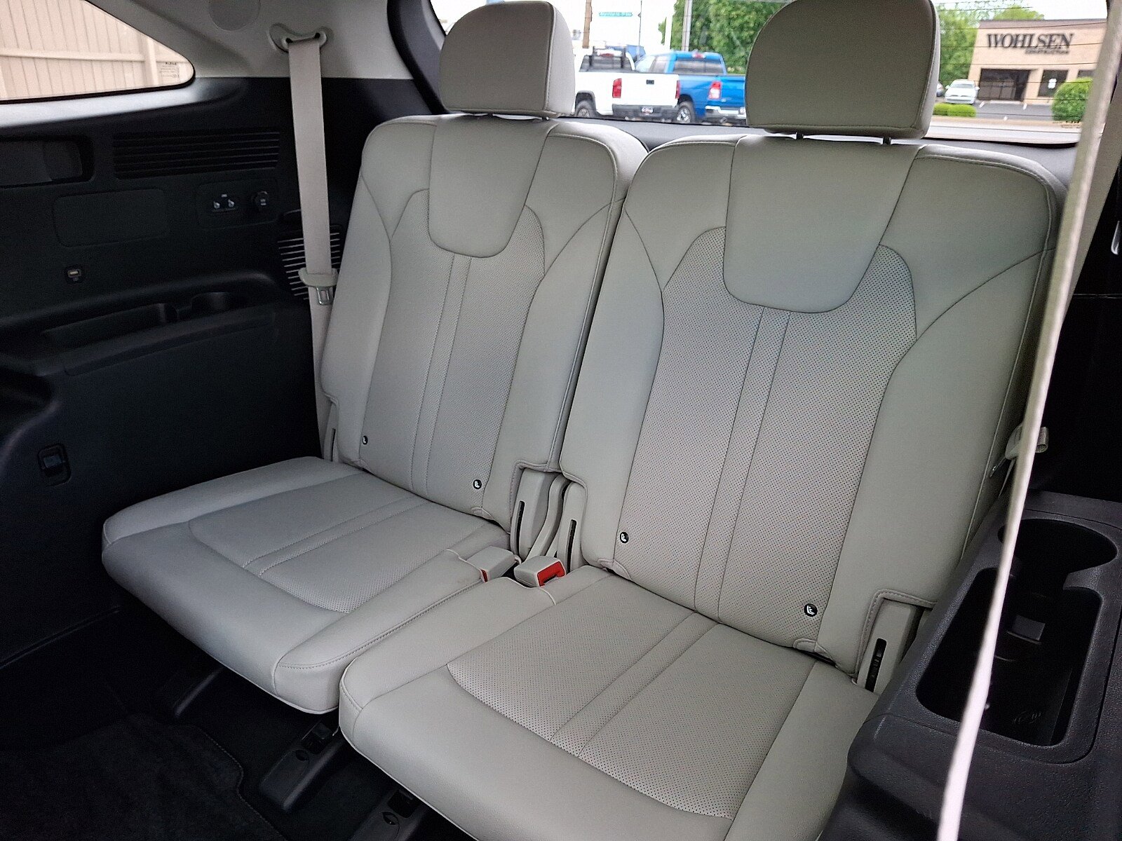Used 2023 Kia Sorento SX Prestige w/ Panoramic Sunroof Package AWD/4WD image 12