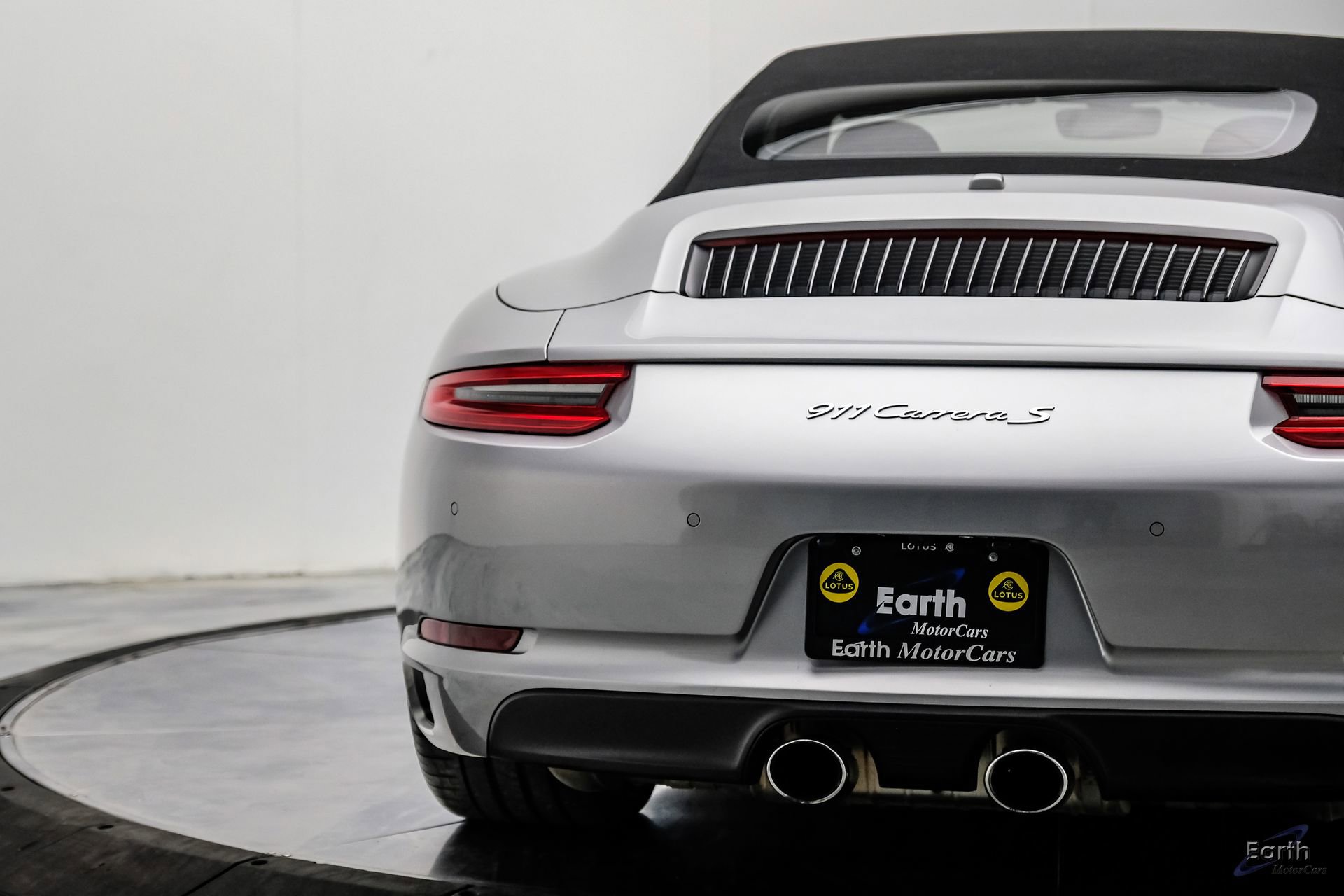 Used 2019 Porsche 911 Carrera S RWD image 17