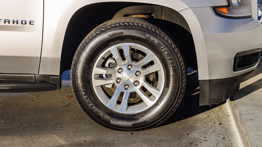 Used 2018 Chevrolet Tahoe LT image 11