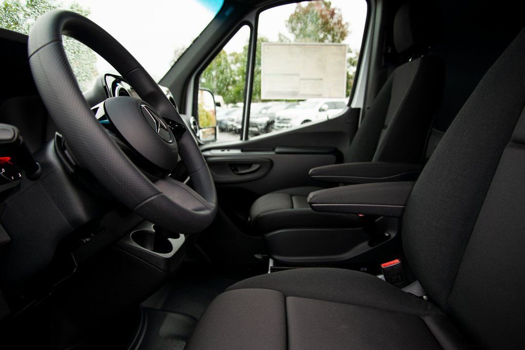 New 2026 Mercedes-Benz Sprinter 2500 image 12