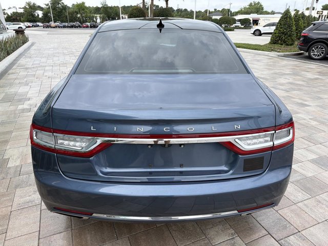 Used 2020 Lincoln Continental w/ Premium Package FWD image 3