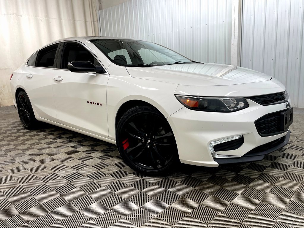 Used 2018 Chevrolet Malibu LT w/ Redline Edition image 42