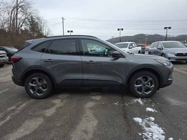 Used 2025 Ford Escape ST-Line image 7