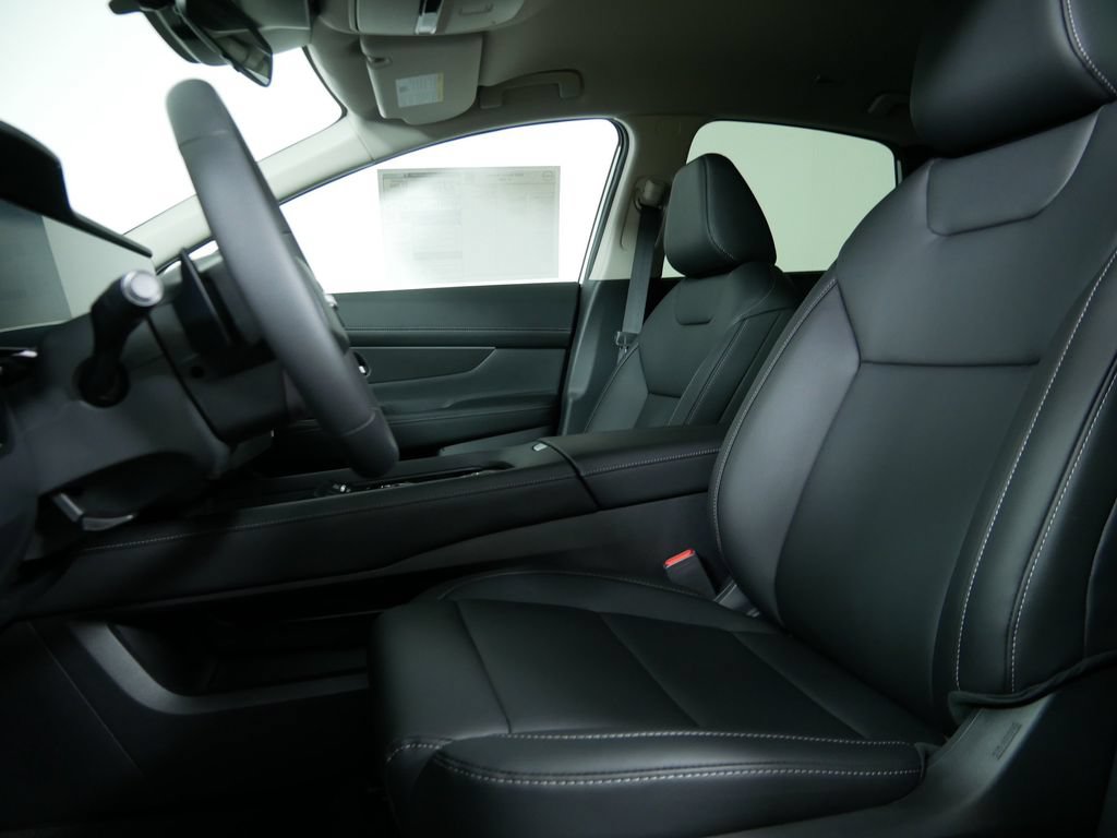 New 2026 Nissan Murano SV AWD/4WD image 13