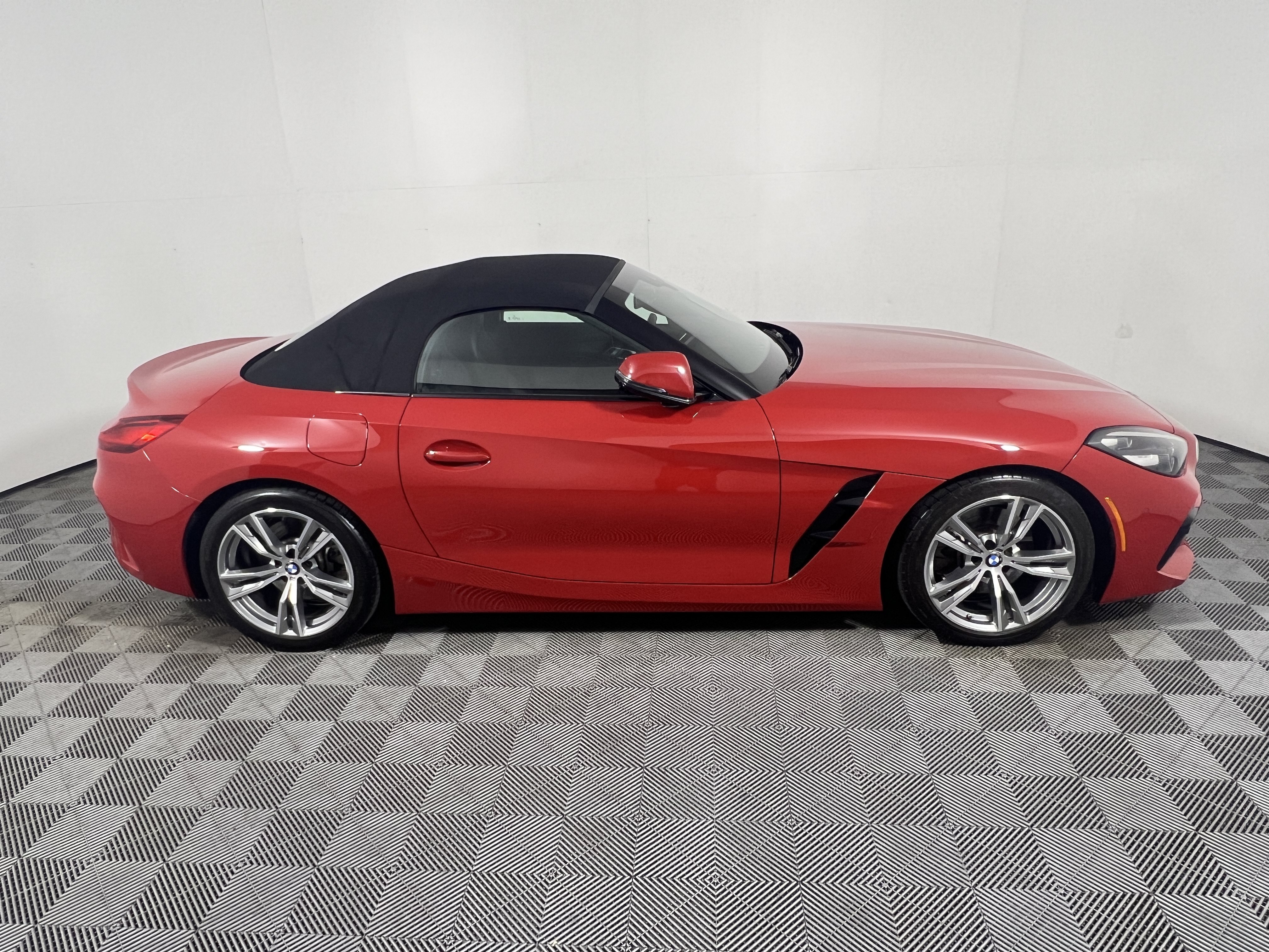 Used 2026 BMW Z4 sDrive30i RWD image 5