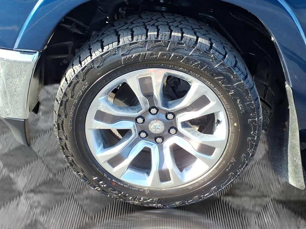 Used 2022 RAM 1500 Limited image 10
