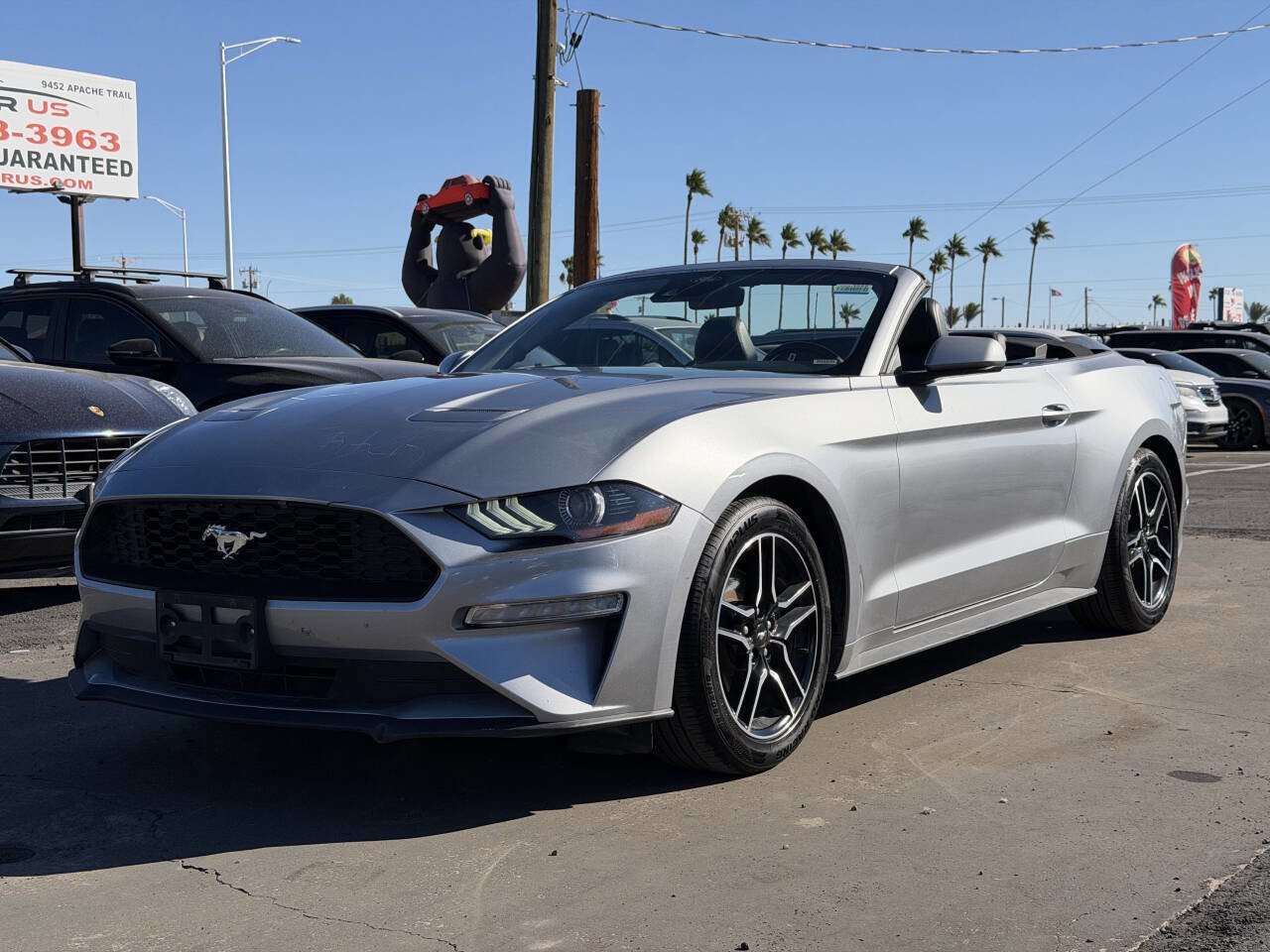 Used 2023 Ford Mustang Premium image 3