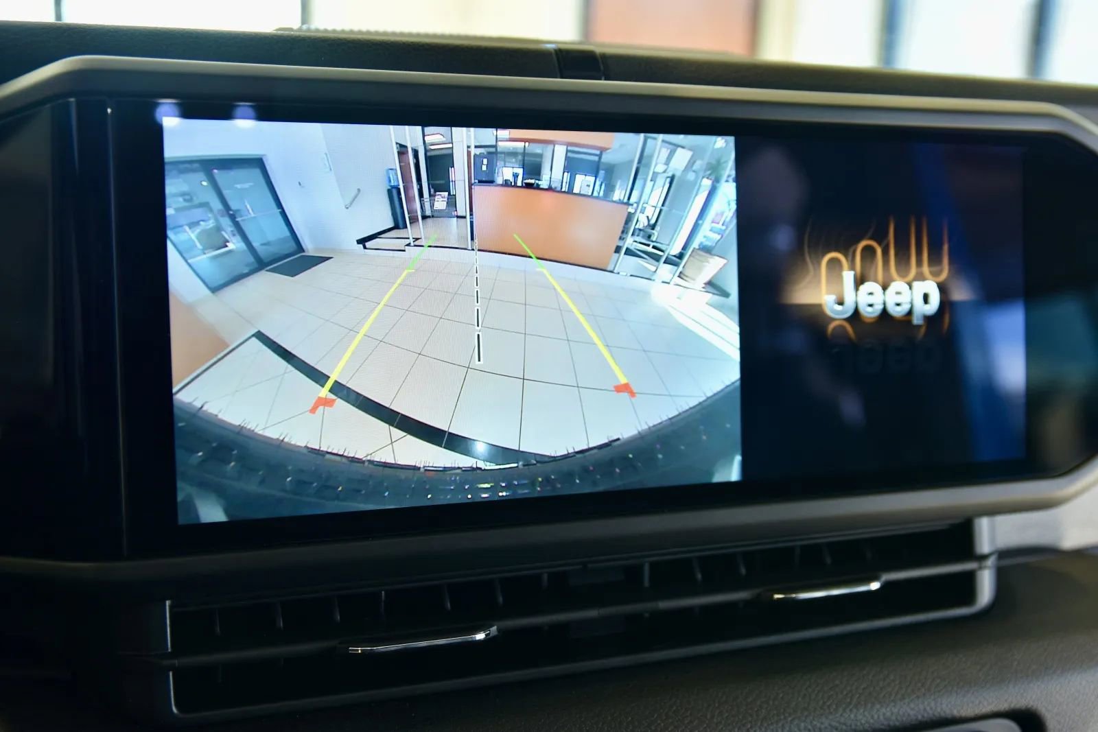 Used 2024 Jeep Wrangler Willys image 17