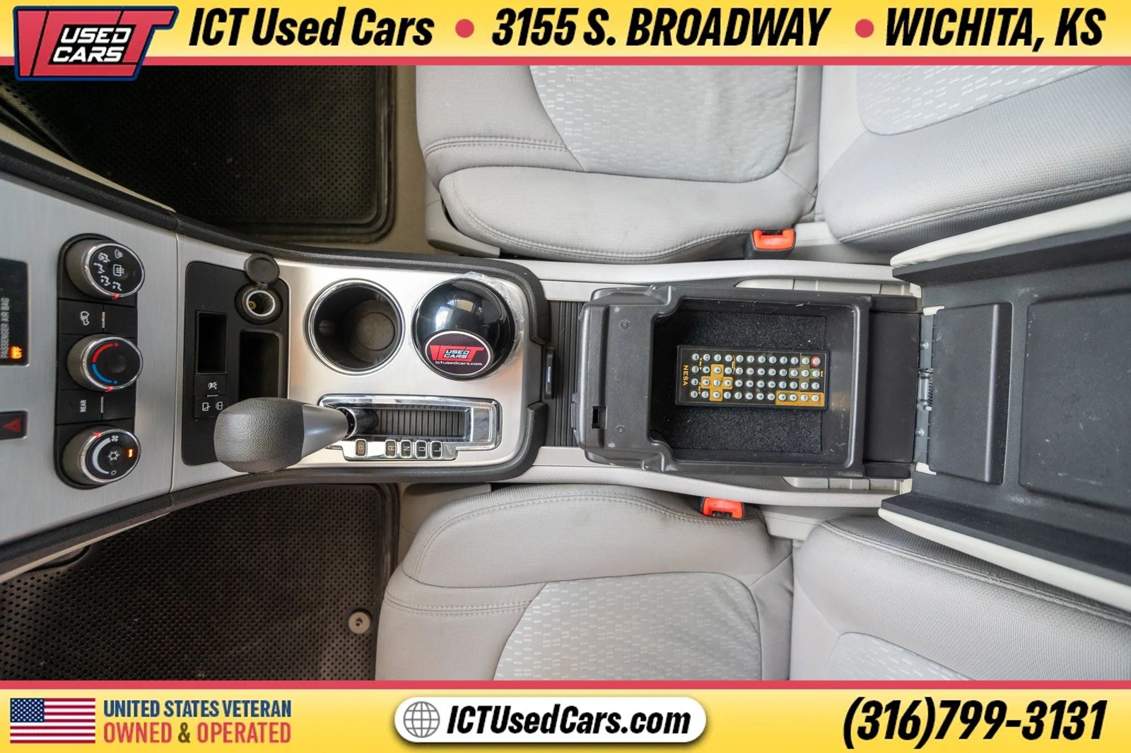 Used 2009 GMC Acadia SLE w/ Preferred Package FWD image 22