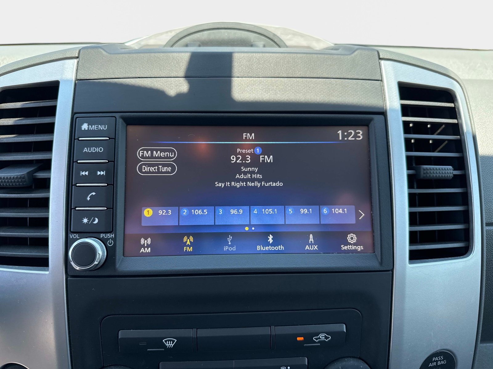 Used 2020 Nissan Frontier SV RWD image 24